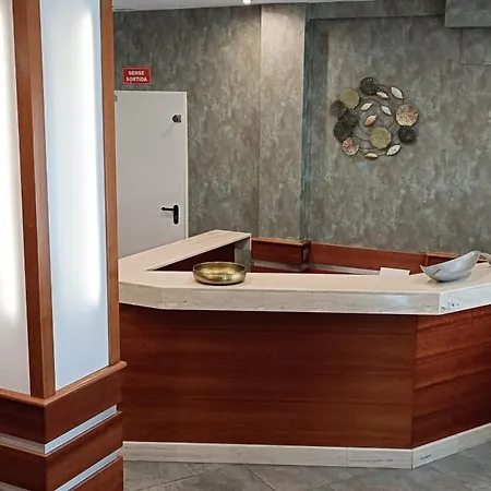 Internacional Hostal Miami Platja (Miami Playa)