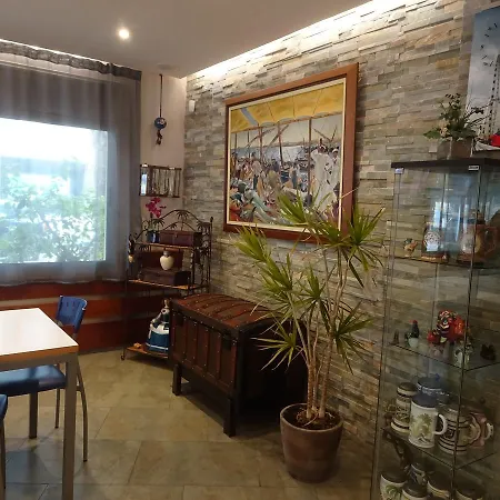 Vandrarhem Internacional *