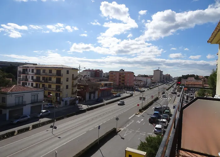 旅馆 Internacional 迈阿密普拉特亚